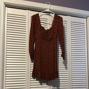 Chic Long Sleeve Floral Dress in Brown